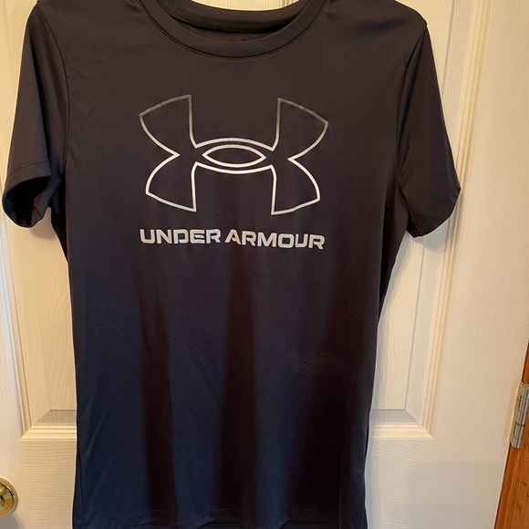 Under Armour Women's Velocity
Gradient T-Shirt
Images may be subject - Picture 1 of 5